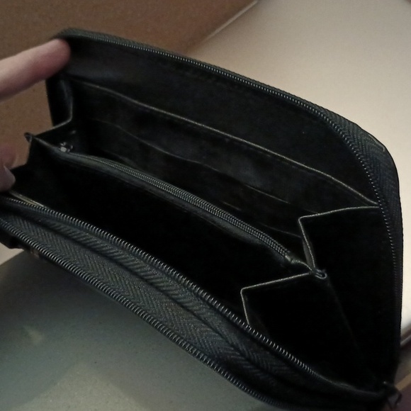 Faux leather black 2 zipper 2 pocket unisex organizer - Picture 6 of 9